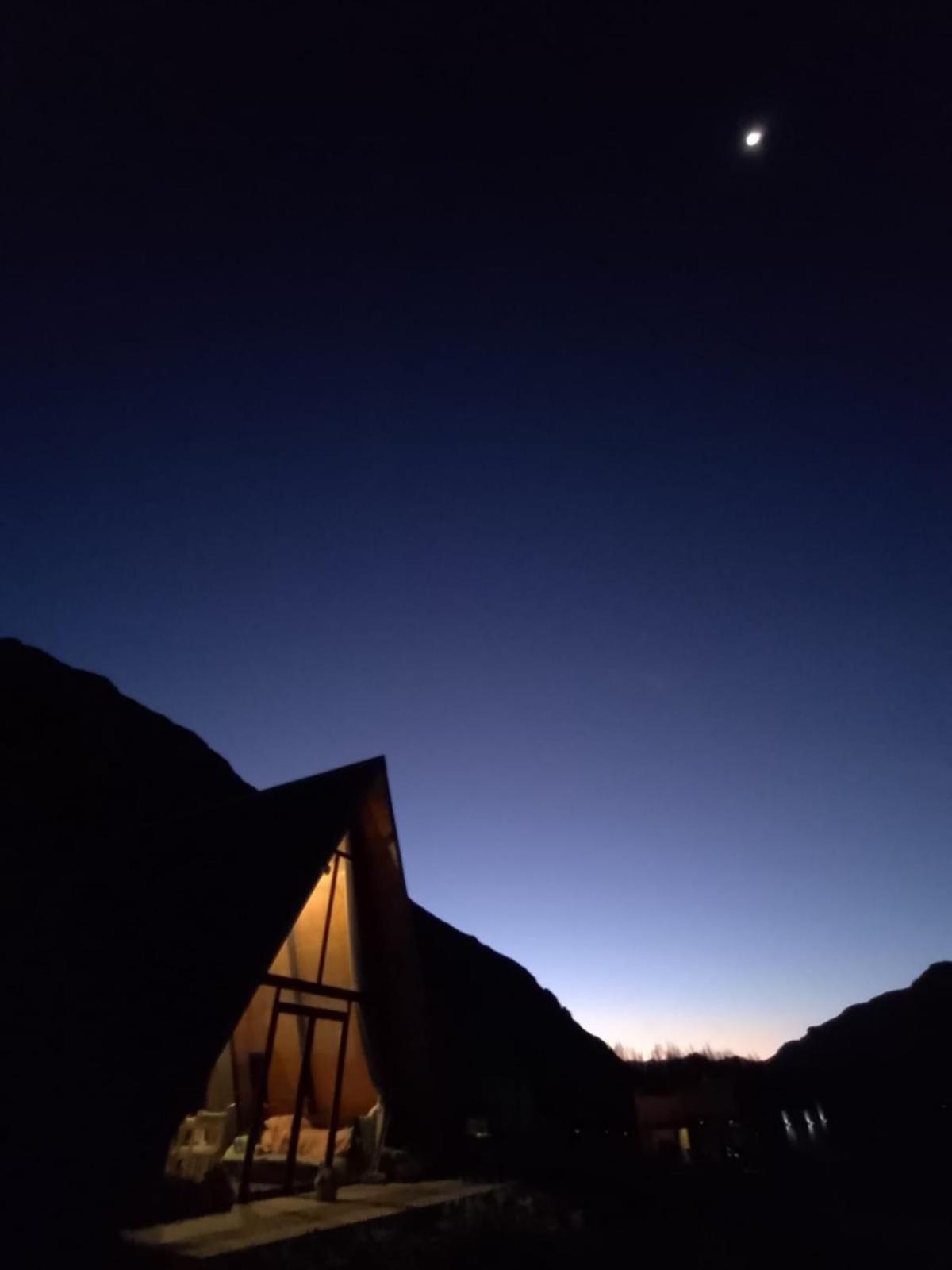 Loft De Montana Unico Y Moderno Villa Esquel Exterior photo